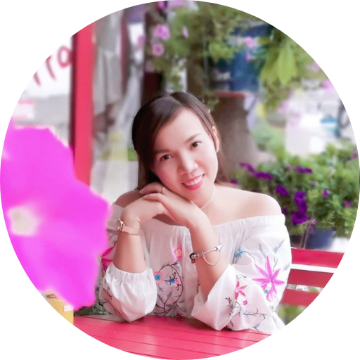 Uyên Nguyễn - COO